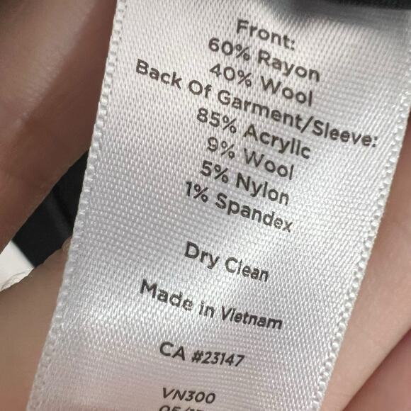 Talbots Black 2-Button Wool Blend Blazer Jacket Unlined 12 Petite Dark Academia - Picture 11 of 11